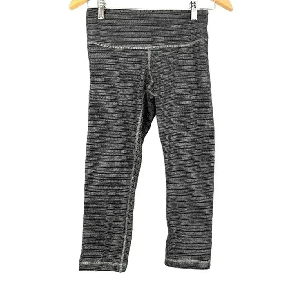 Lululemon Cropped Leggings Under Crop Stripe Black Sz 4 Women’s‎ Heathered Grey